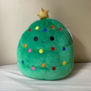RARE carol the christmas tree 12” squishmallow NWT